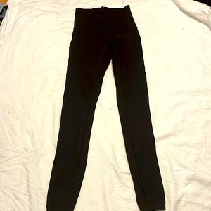 Black lululemon leggings